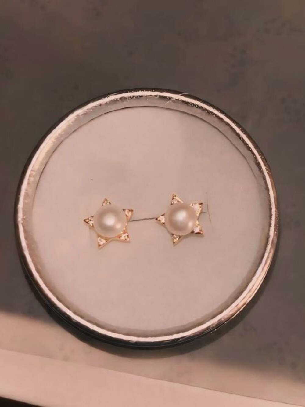 Gold Star Pearl Stud Earrings - Elegant White Pearl